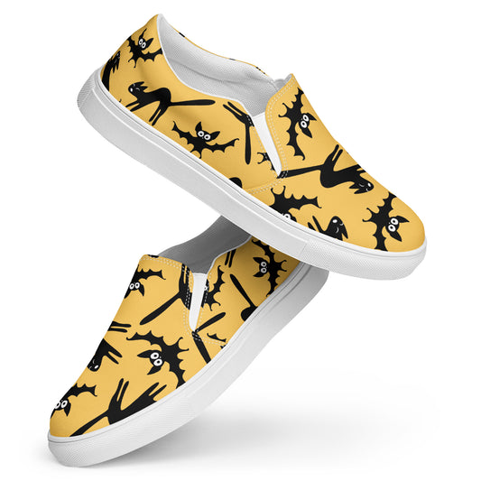 Black Cats and Bats Women’s slip-on canvas shoes